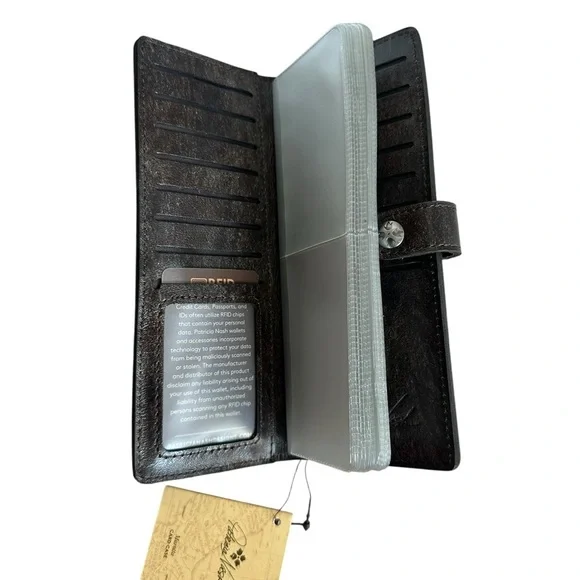 Patricia Nash Marotta Card Holder - Picture 4 of 8